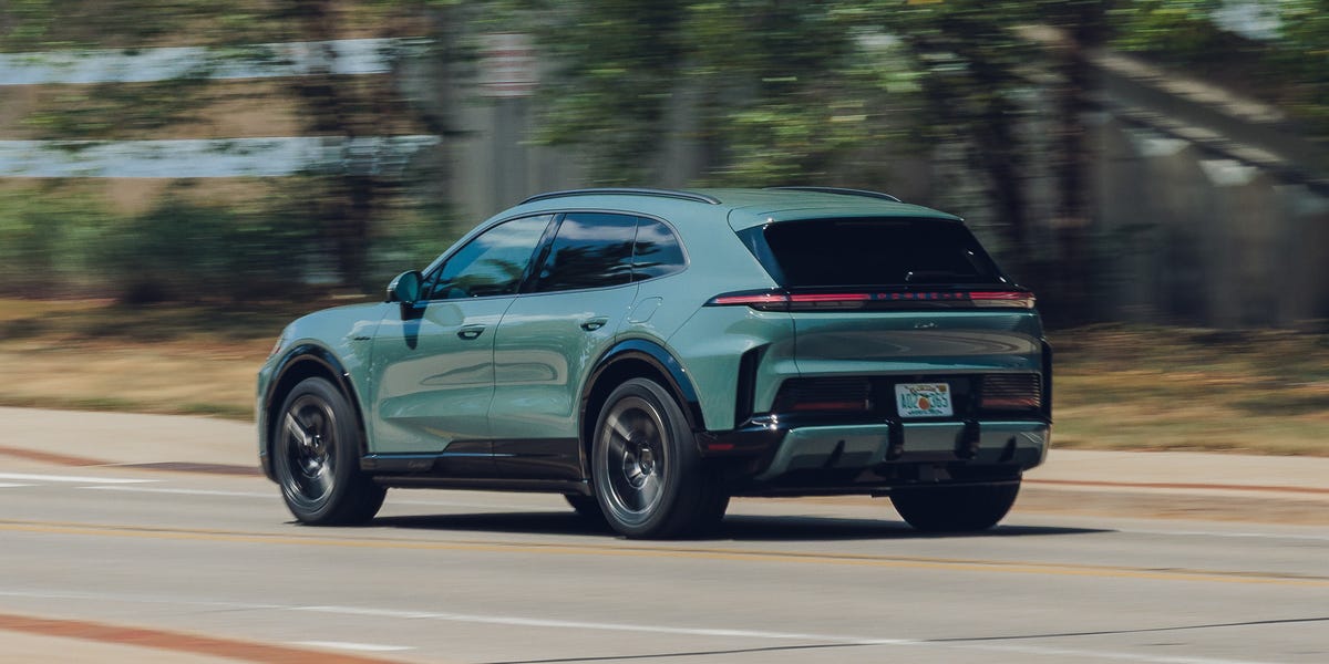 Porsche представила Cayenne Turbo Electric 2026: электросувенир с четырёхзначным крутящим моментом и семейным комфортом