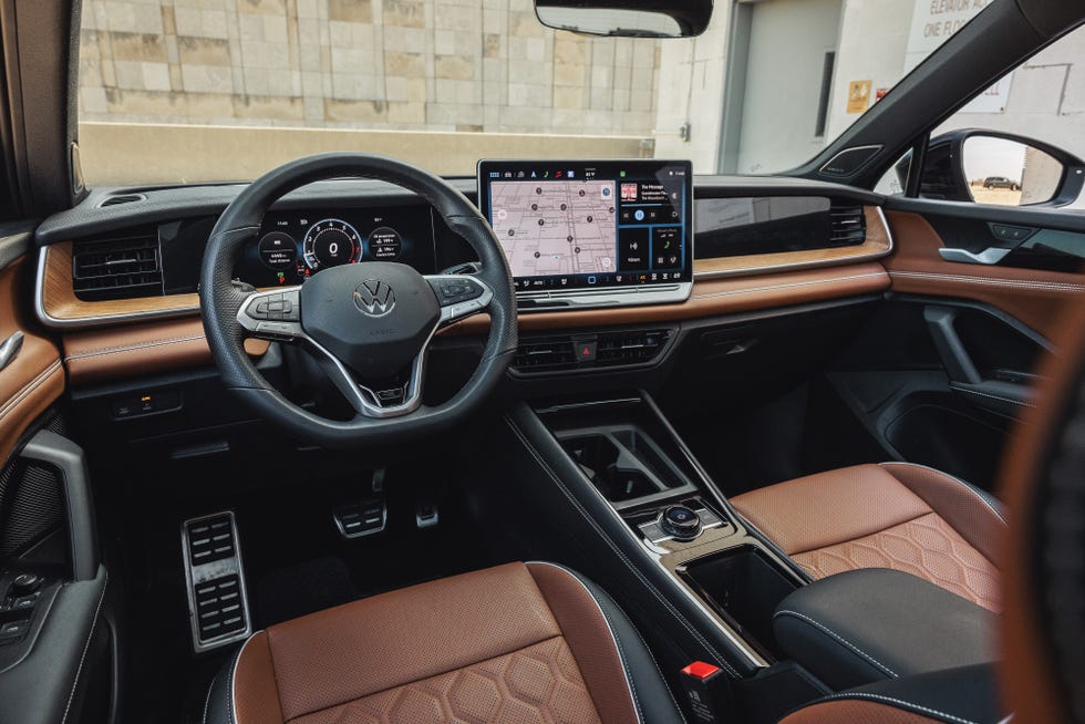 2026 Volkswagen Tiguan SEL R‑Line Turbo: премиум‑комфорт и мощность в компактном кроссовере