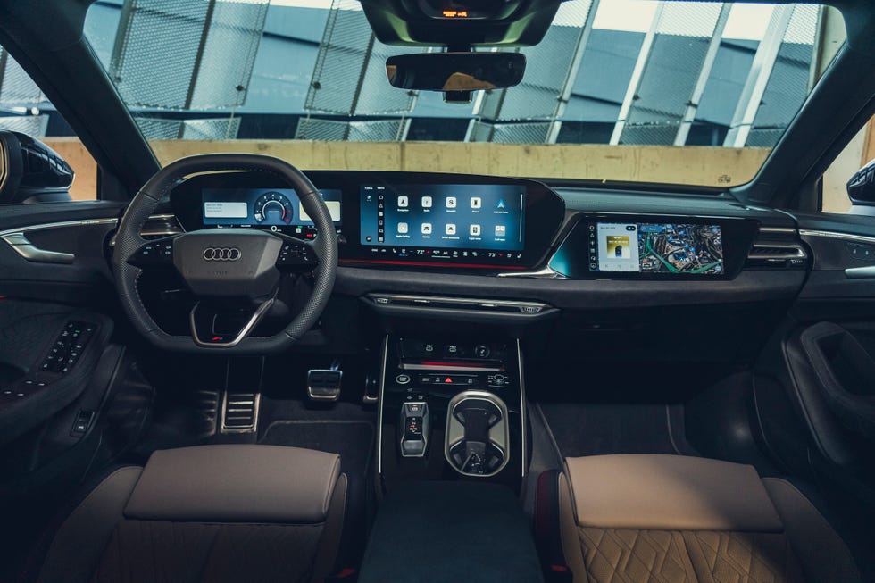 Audi A6, BMW 540i, Genesis G80 и Mercedes‑Benz E450: сравнение премиальных седанов 2026 года