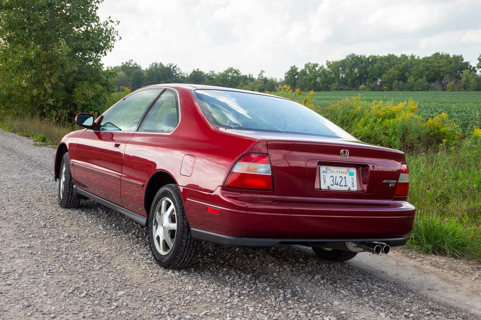 Безупречные Honda Accord Coupe 1988 и 1994 года подтверждают статус модели‑легенды